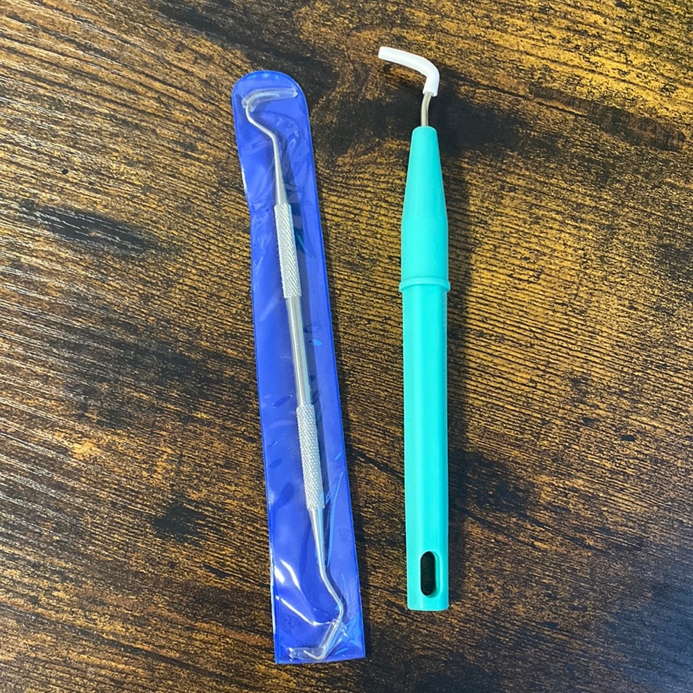 Sold. FREE add on. Cricut weeding vinyl tools